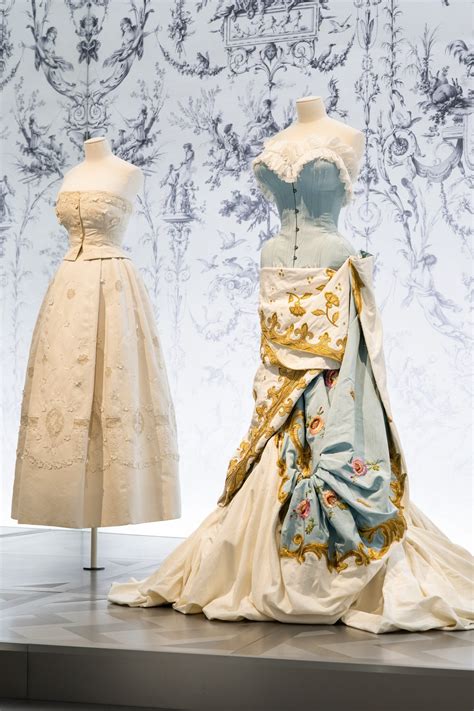 christian dior costumi|christian dior costume designer.